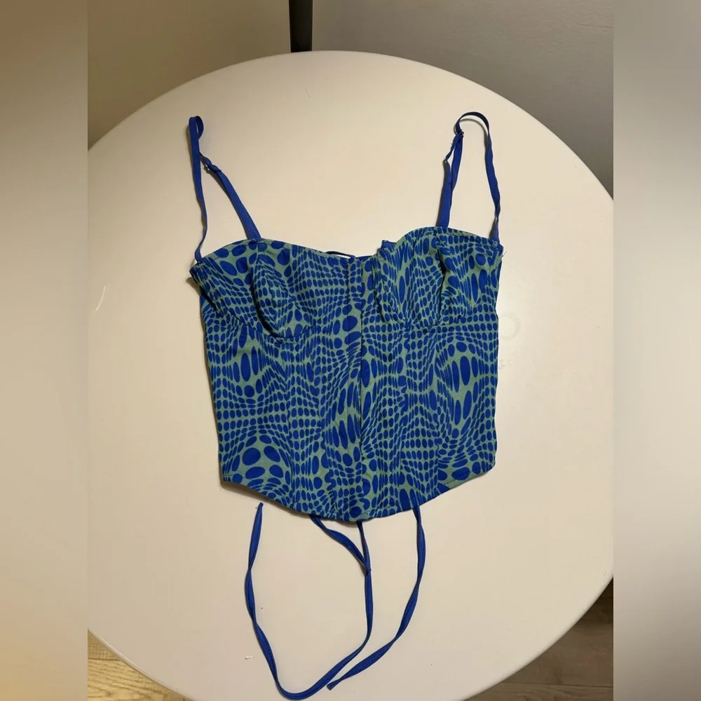 Blue top - Picture 3 of 7